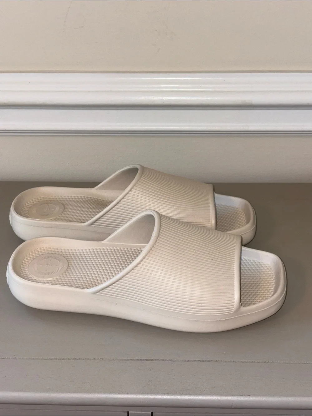 totes Slide-On Sandals  in Cream